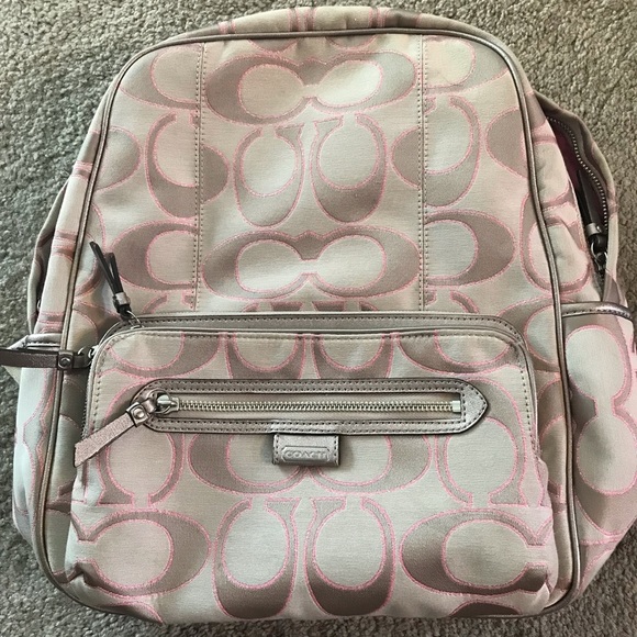 Coach kahki outlined in pink bookbag - Picture 3 of 4